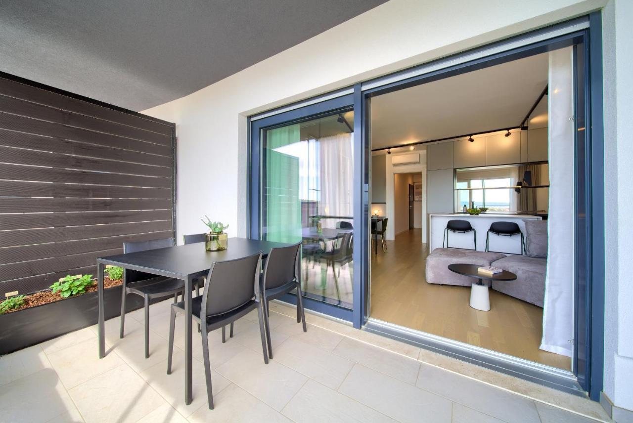 Apartment Diamar With Seaview Krk Town Exterior photo